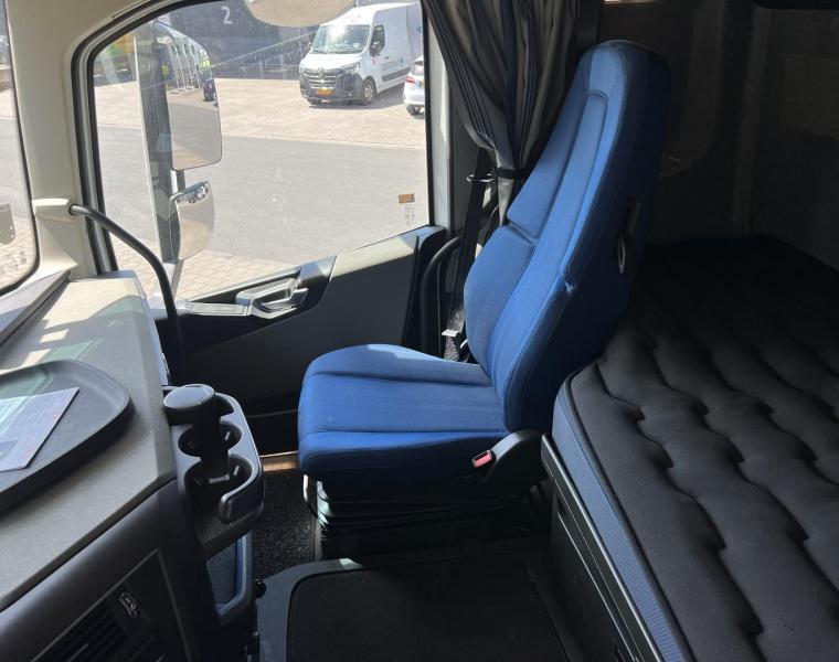 Volvo FH 460 GLOBETROTTER I SAVE PA4712