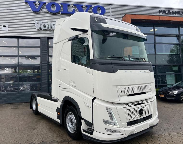 Volvo FH FH 460 GLOBETROTTER XL AERO I-SAVE / CO2 EMISSIE KLASSE 3 / I PARK COOL / STANDKACHEL/ 2 TANKS / CAMERA SPIEGELS / PA4732