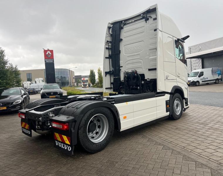Volvo FH FH 460 GLOBETROTTER XL AERO I-SAVE / CO2 EMISSIE KLASSE 3 / I PARK COOL / STANDKACHEL/ 2 TANKS / CAMERA SPIEGELS / PA4732
